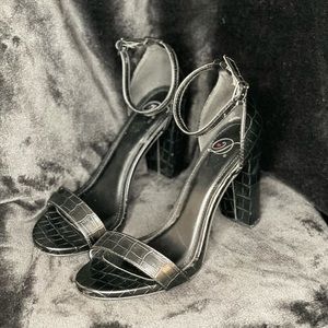 Black Crocodile Patterned Heels